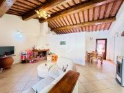 Casa indipendente con terrazzo, Empoli villanuova