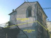 Casa indipendente con terrazzo in via principale 118,...