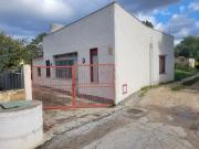 Casa indipendente con terreno a Crocci Valderice Trapani