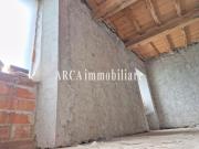 Casa indipendente da ristrutturare a Seravezza