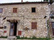 Casa indipendente da ristrutturare in via dell'arce...