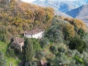 Casa indipendente da ristrutturare, Lucca nord