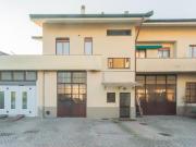 CASA INDIPENDENTE di 21 vani e di 727 mq CONCOREZZO rif....
