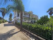 Villa Plurifamiliare di 600 mq a Borghi Nord Latina