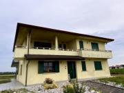Villa indipendente con giardino di 1700 mq in Comune di...