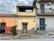 Casa Indipendente di 84 mq a Centro Aci Catena