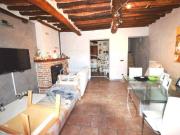 Casa indipendente in affitto a Lucca LU