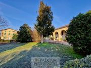 Casa Indipendente in affitto a Padova via Armistizio,...