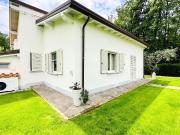 Casa indipendente in affitto a Pietrasanta