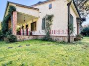 Casa indipendente in affitto a Pietrasanta LU