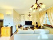 Casa indipendente in affitto a Pietrasanta via Nicolò...