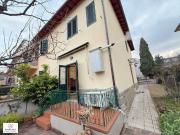 Casa indipendente in affitto a Scandicci FI