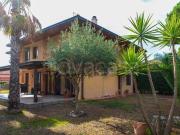Casa indipendente in affitto ad Aci Sant'Antonio via...