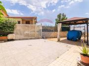 Casa indipendente in vendita a Aci Castello CT