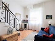 Casa indipendente in vendita a Ameglia SP