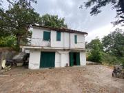 CASA INDIPENDENTE in VENDITA a AREZZO POTI di 5 vani