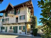 Casa indipendente in vendita a Arona NO