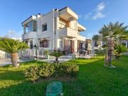 Casa indipendente in vendita a Bacoli NA
