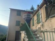 Casa indipendente in vendita a Bargagli GE