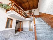 Casa indipendente in vendita a Barzanò LC