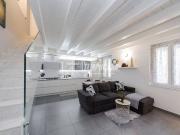 Casa indipendente in vendita a Barzanò LC