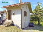 Casa indipendente in vendita a Basciano TE