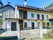 Casa indipendente in vendita a Beura Cardezza VB