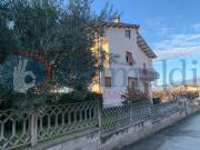 Casa indipendente in vendita a Bevagna PG