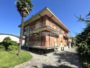 Casa indipendente in vendita a Biella via Chiebbia