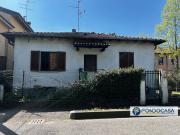 Casa indipendente in vendita a Bollate MI