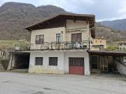 Casa indipendente in vendita a Borgo Valbelluna via...