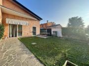 Casa indipendente in vendita a Borgo Virgilio