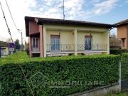 Casa indipendente in vendita a Bressana Bottarone PV