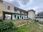 Casa indipendente in vendita a Busto Arsizio, Santissimi...
