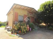 Casa indipendente in vendita a Cadelbosco di Sopra RE