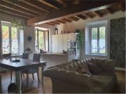 Casa indipendente in vendita a Calco LC