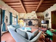 Casa indipendente in vendita a Calenzano, Legri