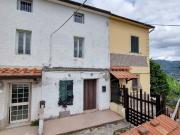 Casa indipendente in vendita a Camaiore