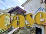 Casa indipendente in vendita a Camaiore