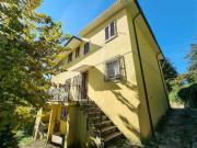 Casa indipendente in vendita a Camaiore LU