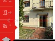 Casa indipendente in vendita a Campi Bisenzio