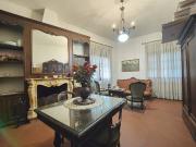 Casa indipendente in vendita a Campi Bisenzio FI