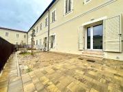 Casa indipendente in vendita a Campi Bisenzio FI