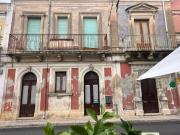 Casa indipendente in vendita a Canicattini Bagni via...