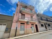 Casa indipendente in vendita a Canosa di Puglia BT