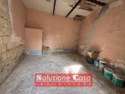 Casa indipendente in vendita a Canosa di Puglia, castello