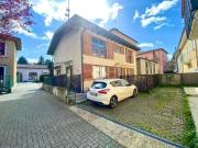Casa indipendente in vendita a Cantù CO