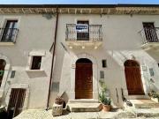 Casa indipendente in vendita a Caporciano AQ