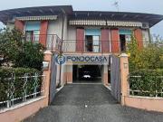 Casa indipendente in vendita a Carrara
