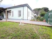 Casa indipendente in vendita a Carrara MS